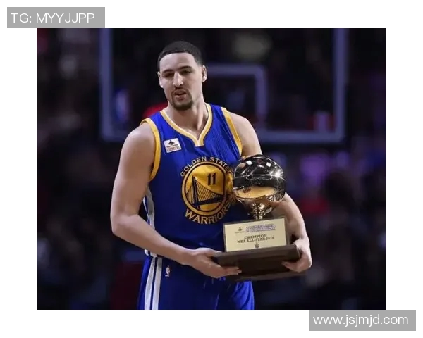 汤普森意外再伤退赛,勇士官方声明:他是我们的不可或缺之星